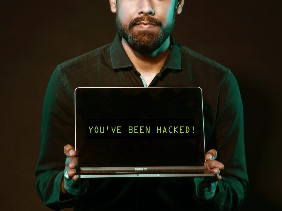 Dzień Bezpiecznego Internetu hakcer